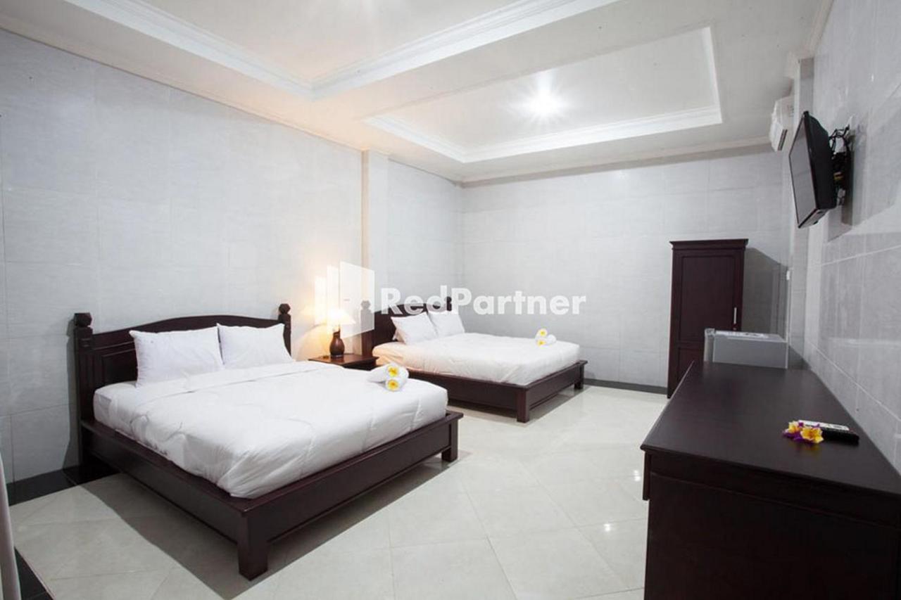 Wita Near Pantai Berawa Redpartner Homestay *